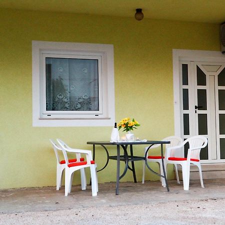Apartmani Andrej Vodice فوديس المظهر الخارجي الصورة