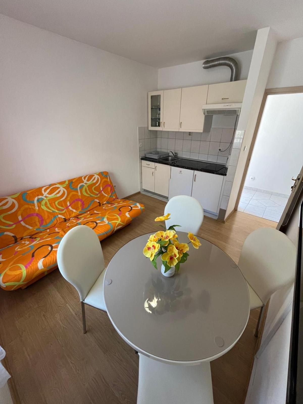 Apartmani Andrej Vodice فوديس المظهر الخارجي الصورة